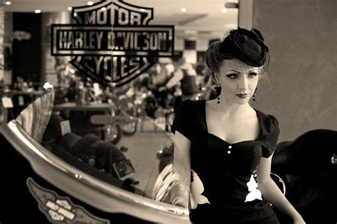 Harley Davidson Pin Up Wallpaper Wallpapersafari