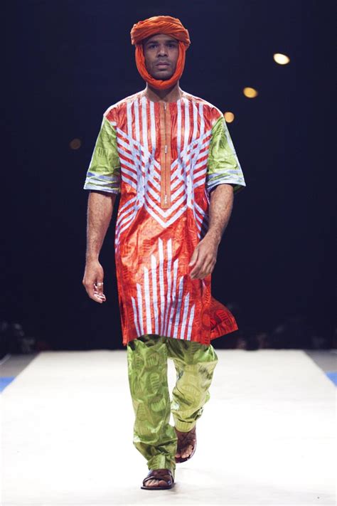 Dakar Fashion Week Afrikanische Designer Zeigen Ihre Kreationen Der