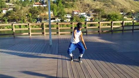 Criança De 10 Anos Arrasa Na Dança Youtube