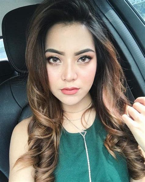 Sexy Malay Girls Asian Girl Girl Hijab Curvy Girl Outfits Nose Ring Actresses Mira Womens