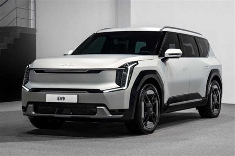 Kia Introduces Its First Three Row Electric Suv The Ev9
