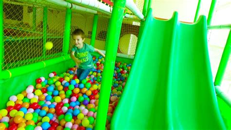 New Great Indoor Playground Fun For Kids With Ball Pit Balls Funny