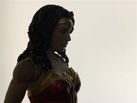 This Wonder Woman 1984 McFarlane Figure Is Absolutely Gorgeous R