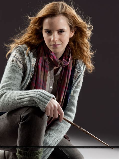 New Promotional Pictures Of Emma Watson For Harry Potter And The Deathly Hallows Part 1 ハリー