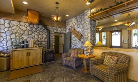 Red Wolf Lodge At Squaw Valley Go Tahoe North
