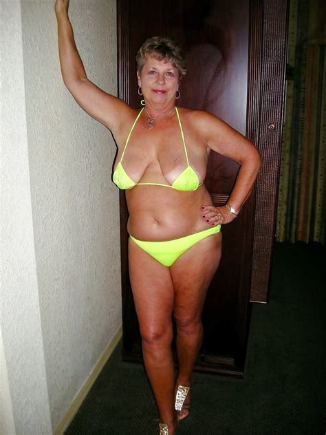 Sexy granny bikini pics Filles nues et photos érotiques