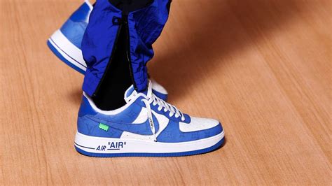 Virgil Abloh Vient De D Voiler Des Sneakers Nike Air Force X Louis Vuitton Gq France