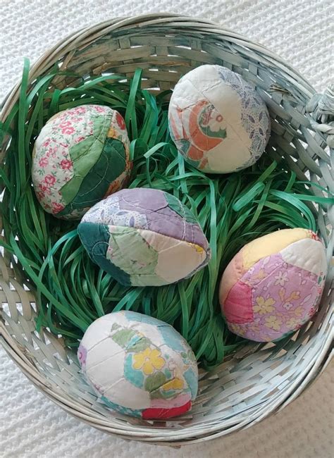 Set 2 Of Five Handmade Quilted Stuffed Easter Eggs Etsy Flower