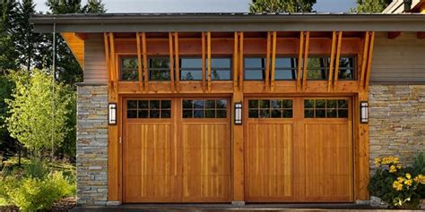 model pintu garasi  kayu mulia jati jogja