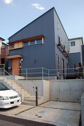 三山の家 －コンパクトで高密度の空間を実現－ - 注文住宅事例｜SUVACO(スバコ) | 住宅 外観, 家 外観, 住宅