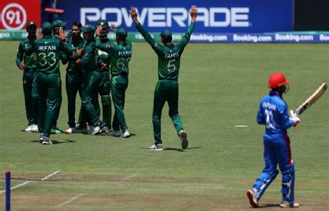 انڈر۔19 کرکٹ ورلڈ کپ شاہینوں کے ہاتھوں افغان ٹیم کی دھلائی، 6 وکٹوں سے