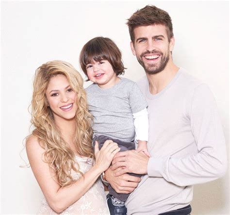 Shakira Piqué Y Su Familia Uraniana ⋆ Luna Dominante