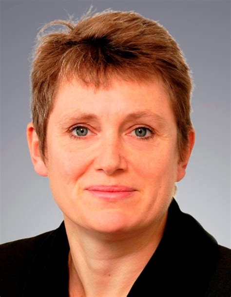 She told nick robinson she hoped figures due next. Charitybuzz: A 2-Hour Lunch with Kate Bingham, Managing ...