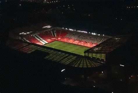 Video How Old Trafford Will Look Without Fans
