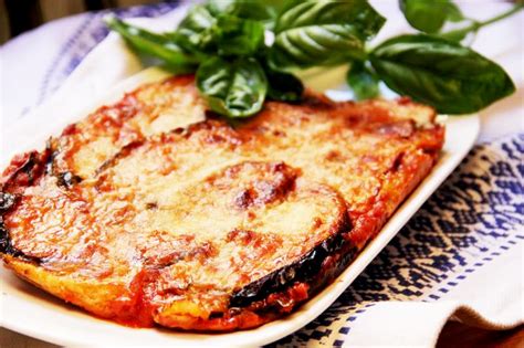 It's also good to know, that il porro means leek in italian, as well as asparagus is l'asparago. How to Make the Perfect Eggplant Parmesan - Recipe by ...