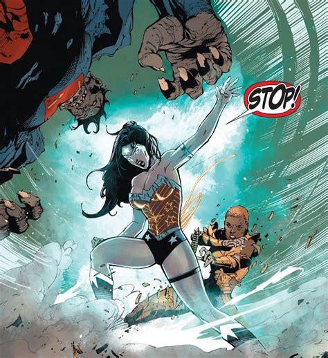 Wonder Woman Using Her God Of War Powers To Fight Superdoom Smww 9