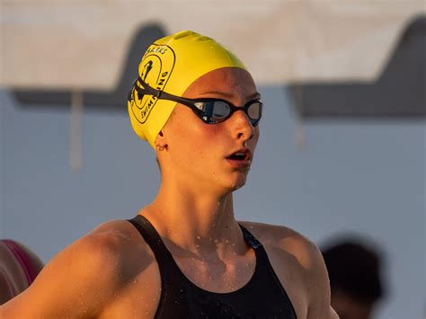 summer mcintosh excels beyond expectations on way to world record