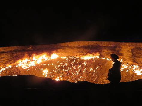 Darvaza Gas Crater Turkmenistan Looking Over The Gates O Flickr