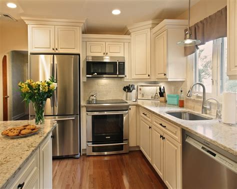 Countertop choices for white kitchen cabinetry The Reasons Why White Cabinets Remain Ever-Popular