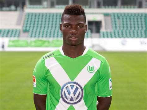 View the profiles of people named júnior malanda. Jugadores De Futbol Fallecidos Jovenes - Citas Para ...