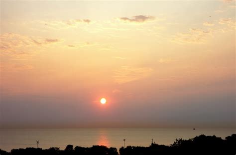Wordless Wednesday: Sunrise, Lake Michigan (First Day of Fall - Orange ...