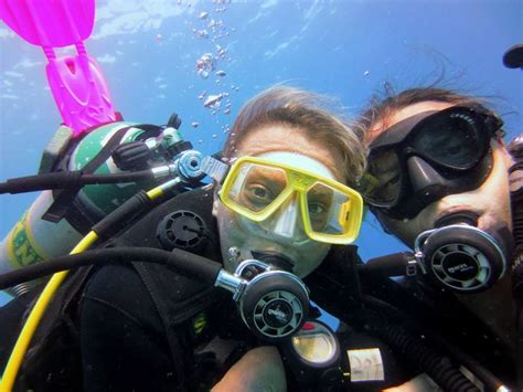 Sub Scuba Diving Selfie For Eudi Show Eudiselfie Contest Diving Scuba Diver Scuba