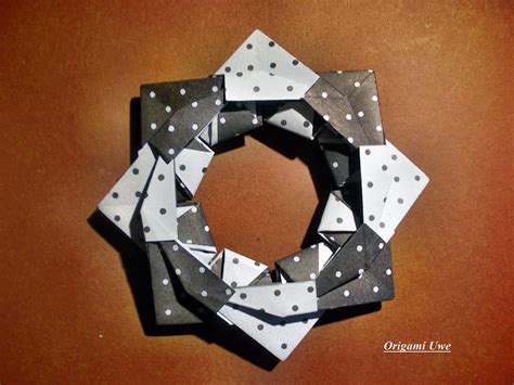 Origami mandala designed by reiko nikaido. Origami Mandala Schwan - Pin by elena irabela on creatiile ...