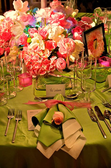 Lime Lamour Table Linen Rental Tablecloth
