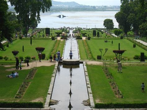 Nishat Bagh Srinagar Timings Entry Fee Best Time To Visit
