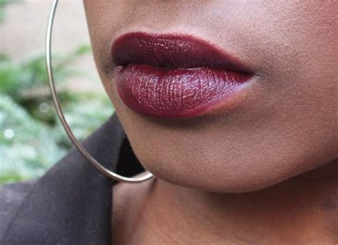 5 Must Have Lipsticks For Fall The Glamorous Gleam Fall Lipstick
