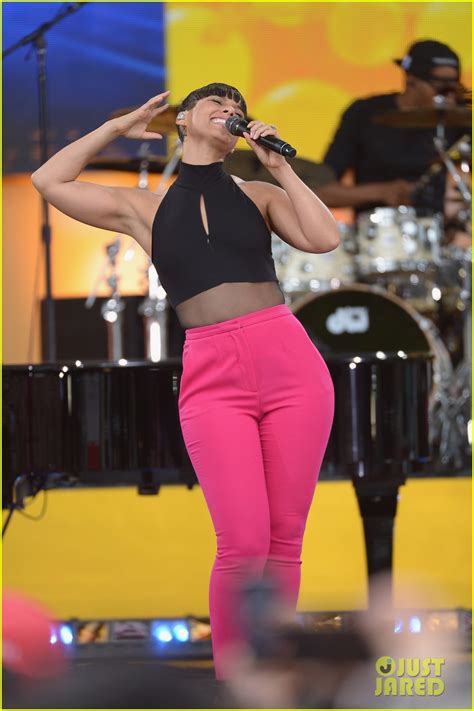 Alicia Keys Performs For Good Morning Americas Concert Series Photo 2940680 Alicia Keys
