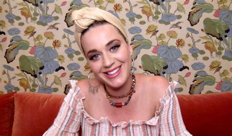 Katy Perry Posted A Mirror Selfie Days After Giving Birth That All Moms