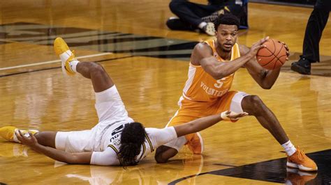 Mizzou Tigers Basketball Blown Out By Tennessee Game Recap Kansas City Star