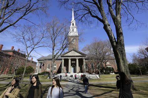 Harvard Faculty Panel Recommends Banning Fraternities Sororities And