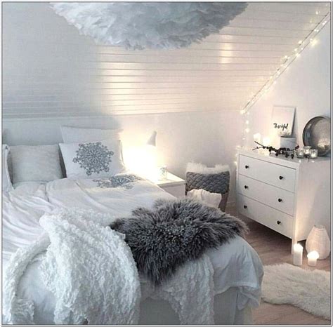 Room ideas in 2021 house building design. Cute Living Room Ideas Bloxburg in 2020 | Bedroom design ...