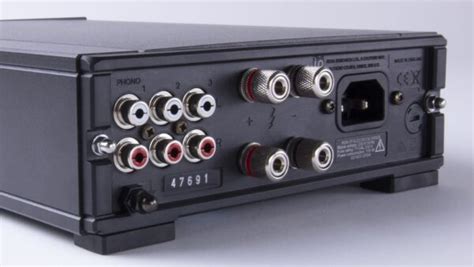 Integrated Amplifier Rega Io Audio Gold