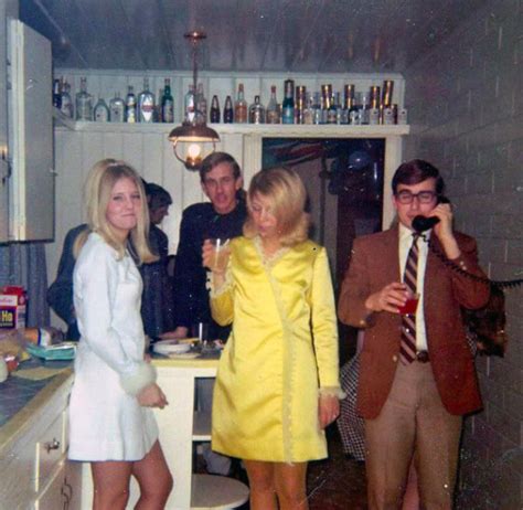 44 Vintage Snapshots Capture Teenage Parties During The 1960s And 1970s