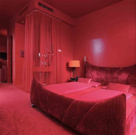 3blush “pbr6ma Mg8ur ” Red Rooms Bedroom Red Aesthetic Bedroom