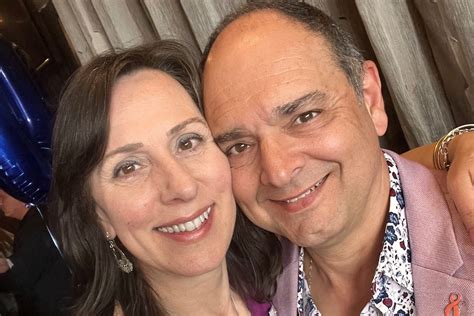 How This Australian Couple Navigates Sex And Intimacy After Cancer Abc News