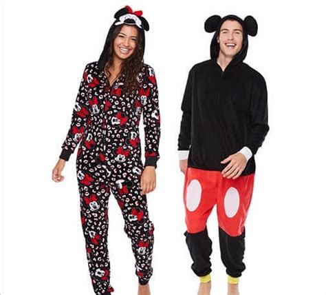 Best 5 Matching Christmas Pajamas Ideas