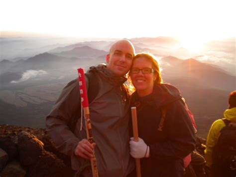 The Travelling Macdonalds!: Sunrise on Mt. Fuji