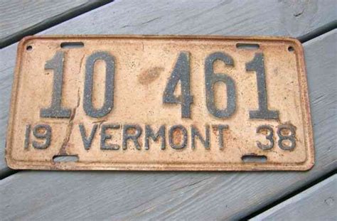 Vintage Vermont Bicentennial Commemorative License Plate