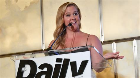 Amy Schumer Reacts To Viral Trucker Lookalike What S Going On At The Truck Stop Thewrap