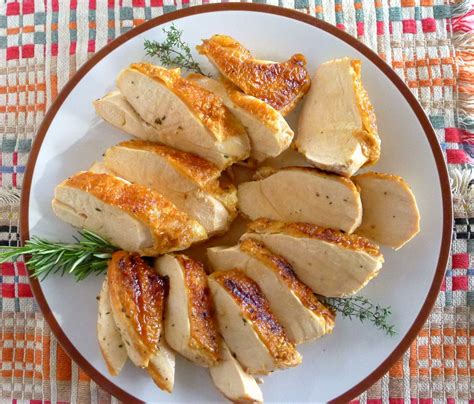 It's simple, easy and crazy quick to make. MY KITCHEN IN SPAIN: Chicken Breast, Inspired by a Chef