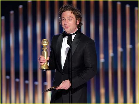 The Bears Jeremy Allen White Wins At Golden Globes 2023 For Best Actor