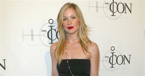 Christina Applegate Uses Cane During First Public Appearance Since