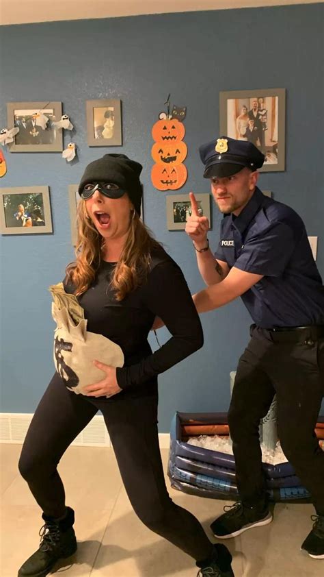 Bank Robber And Police Officer For Pregnant Couples💰👮‍♂️ Pregnancycostume Pregnant