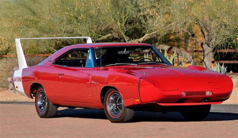 Dodge Charger Daytona An Iconic Muscle Car That Could Go Over 200 Mph