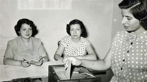 11 De Noviembre De 1951 Se Hace Efectivo El Voto De Las Mujeres