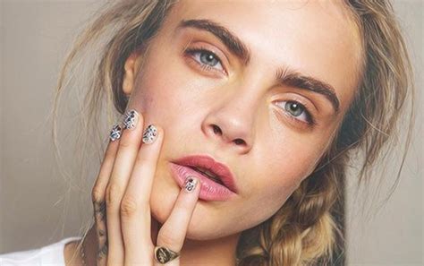 Cara Delevingne Used To Hate Her Eyebrows Hd Brows Blog
